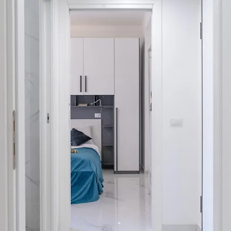 I Host - Palmanova 187 Milan